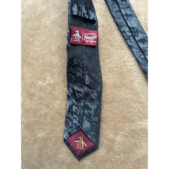 The Original Penguin Silk Tie Black Gray Camouflage 2” - Picture 2 of 4